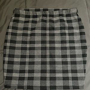 Plaid mini skirt